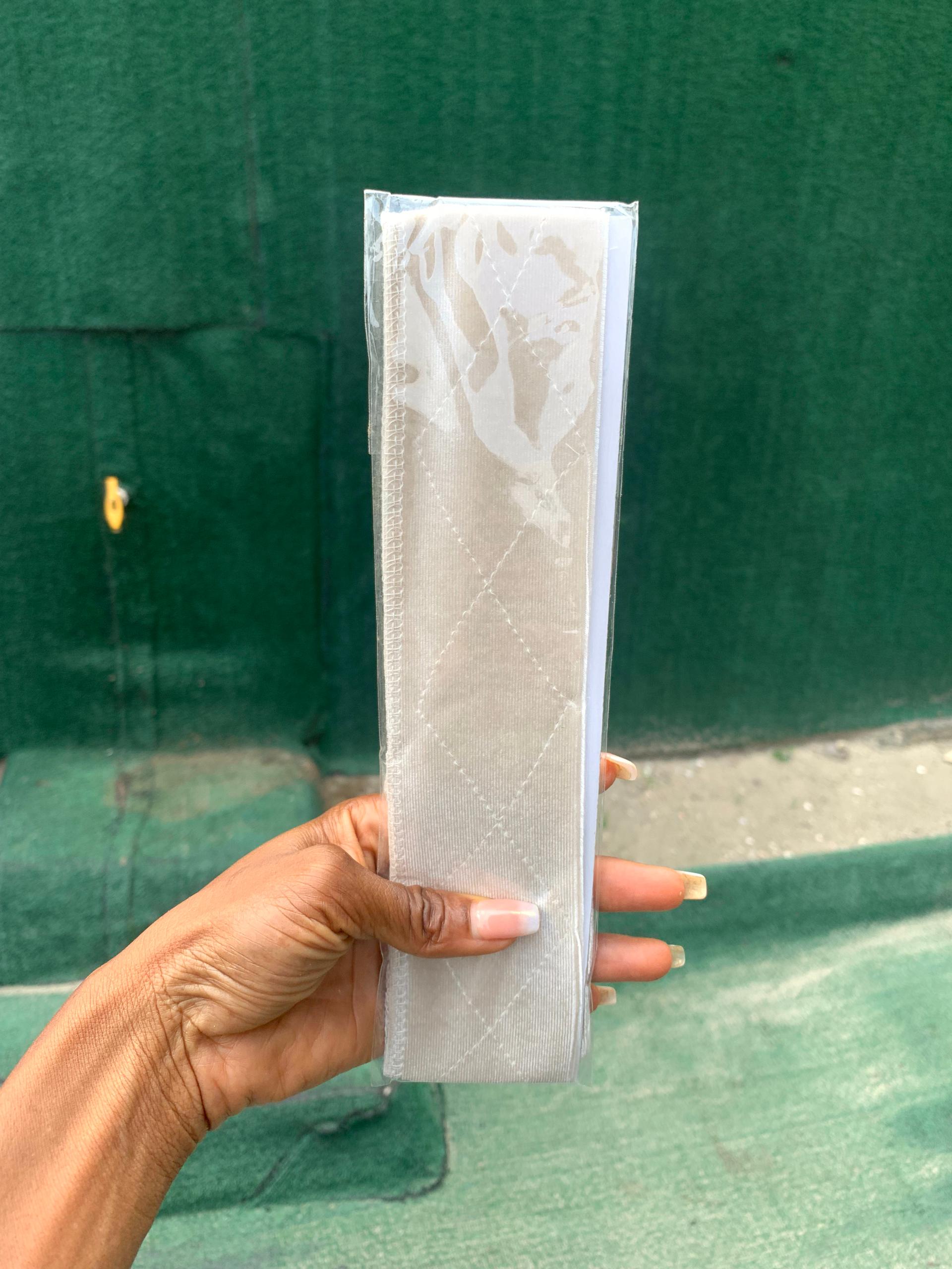 Velvet wig grip (beige off white)